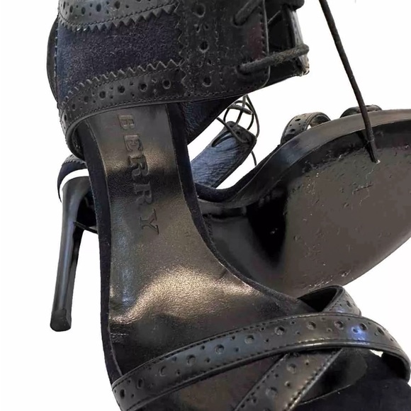 Burberry Blue Suede and Black Brogue Leather Gauld Lace Up Sandals Size 39.5 - Picture 2 of 6